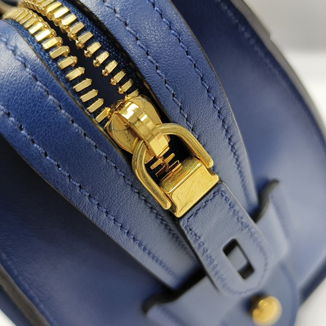 Esplanade Calfskin Blue