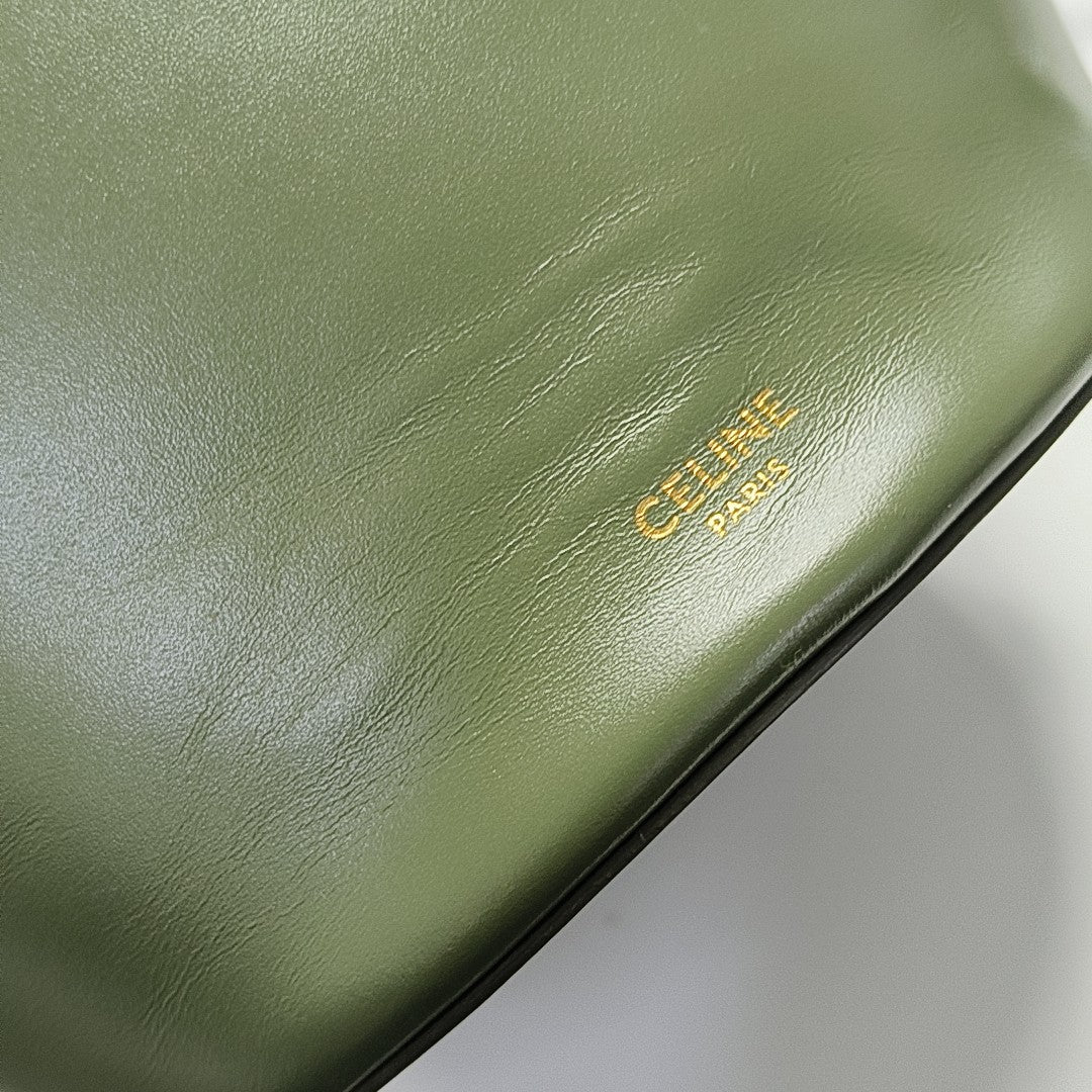CRÉCY Calfskin Green