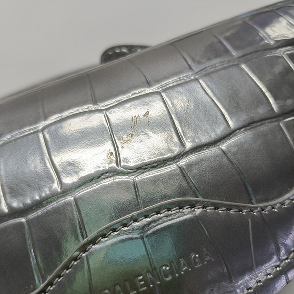 Souvenirs Leather Silver