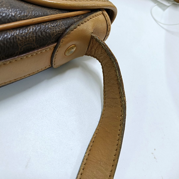 Coated Canvas Brown