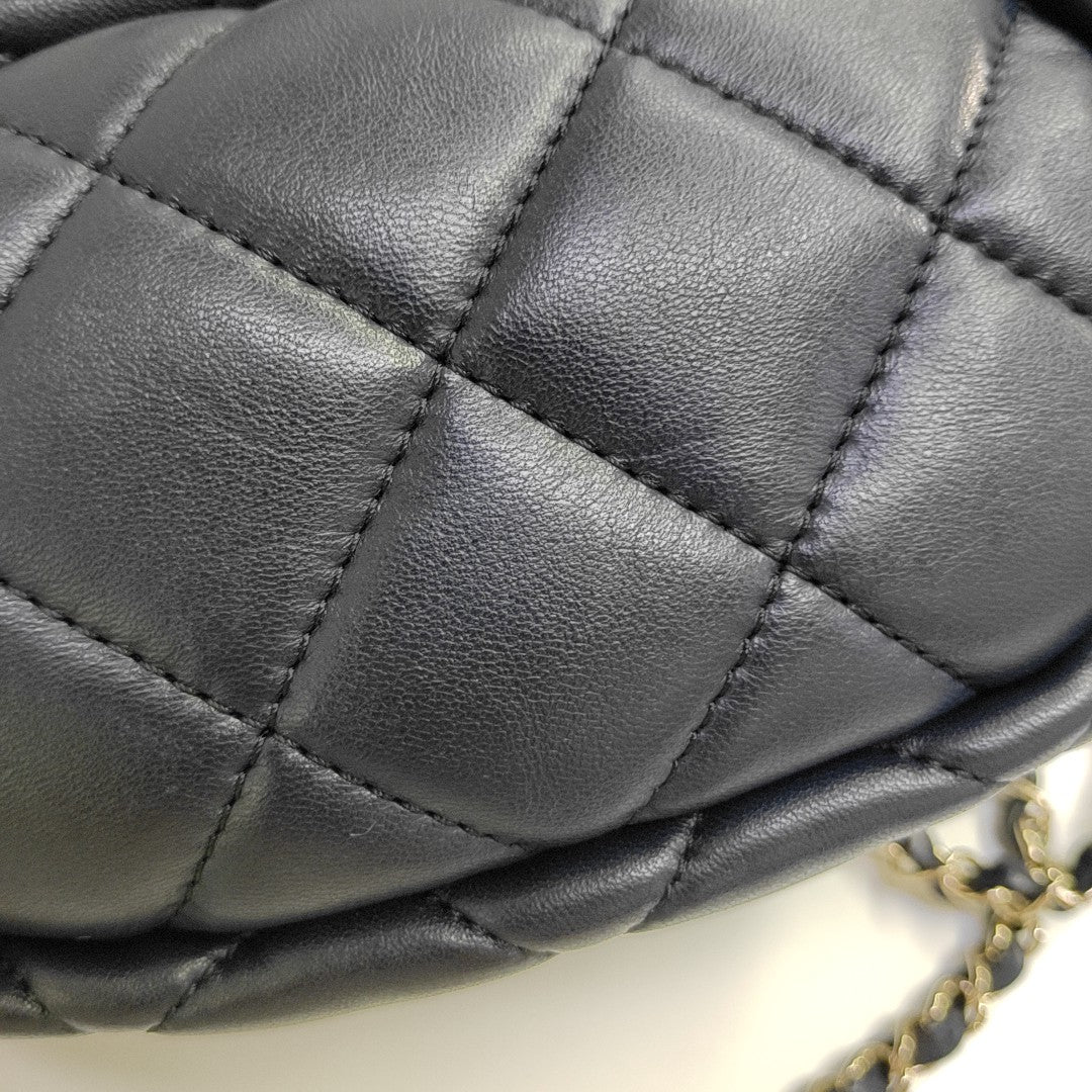 Quilted Lambskin Shoulder Bag Blue