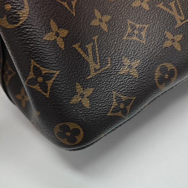 NÉONOÉ MM Monogram Coated Canvas Brown