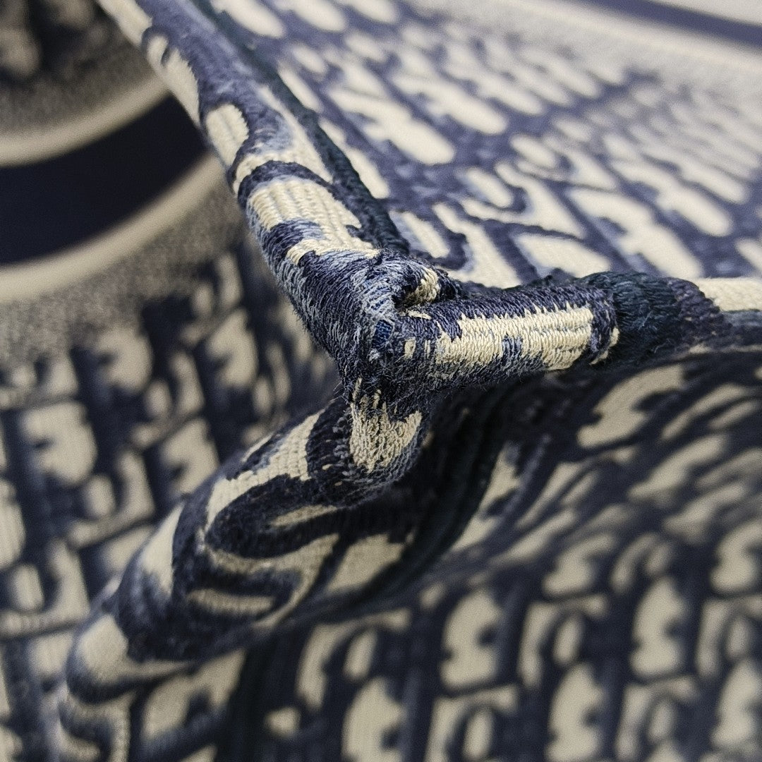 Book Tote Large Oblique Canvas Blue