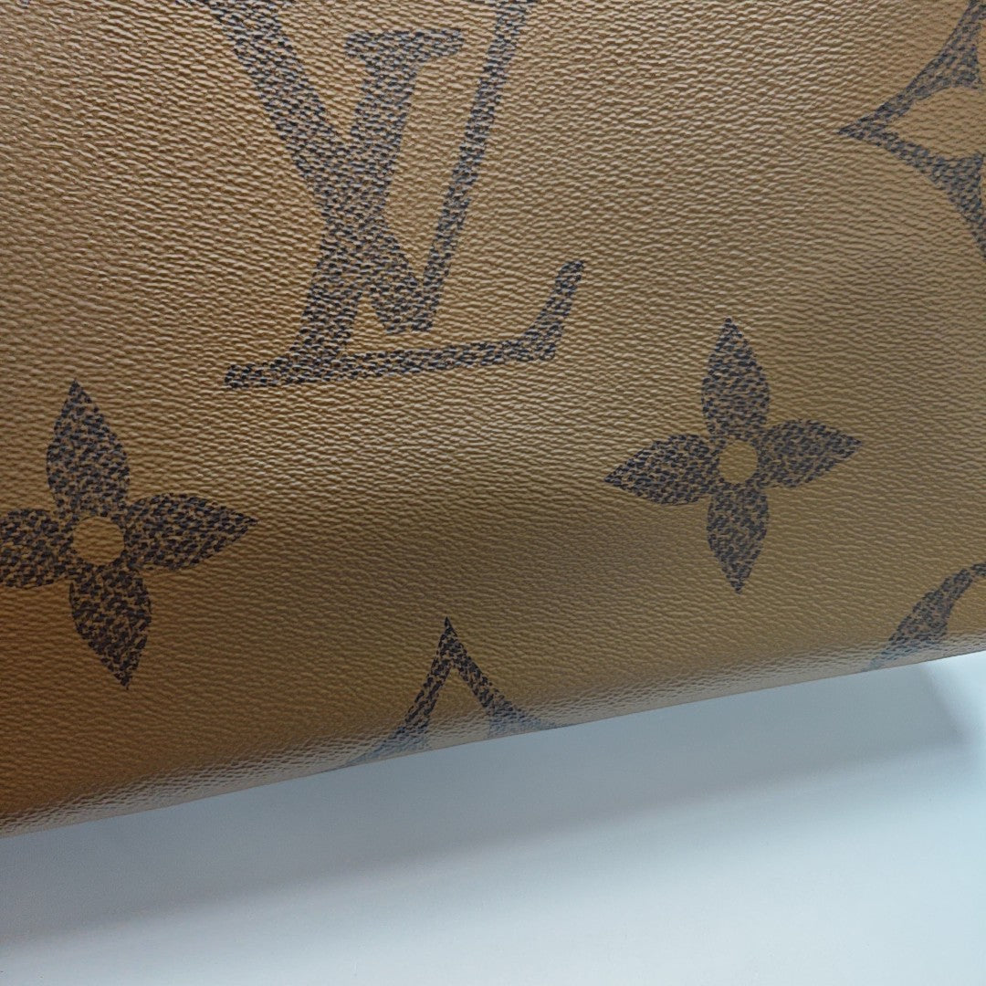 Authenticated pre-owned  ONTHEGO MM Monogram Coated Canvas Brown - Tote Bag at Looply