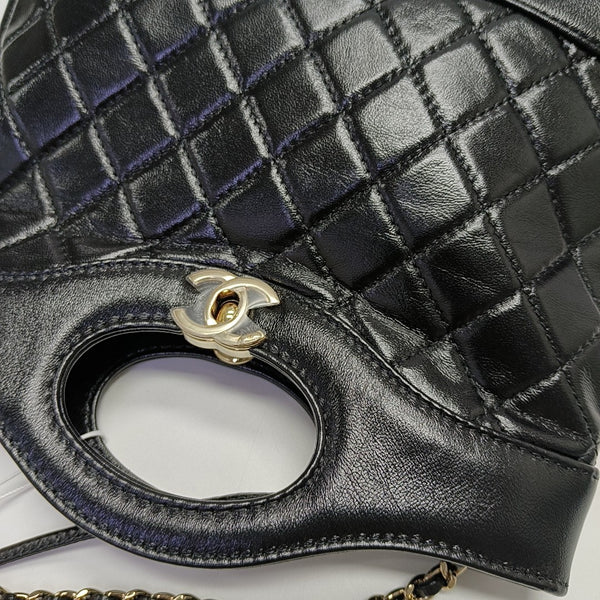 CHANEL 31 Mini Quilted Calfskin Black