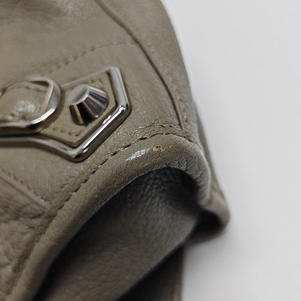 Classic Metallic Edge City Mini Lambskin Gray