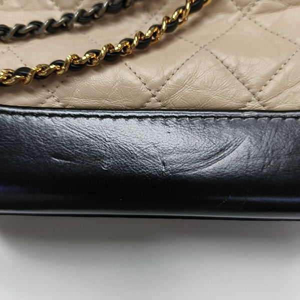 GABRIELLE Small Quilted Calfskin Beige