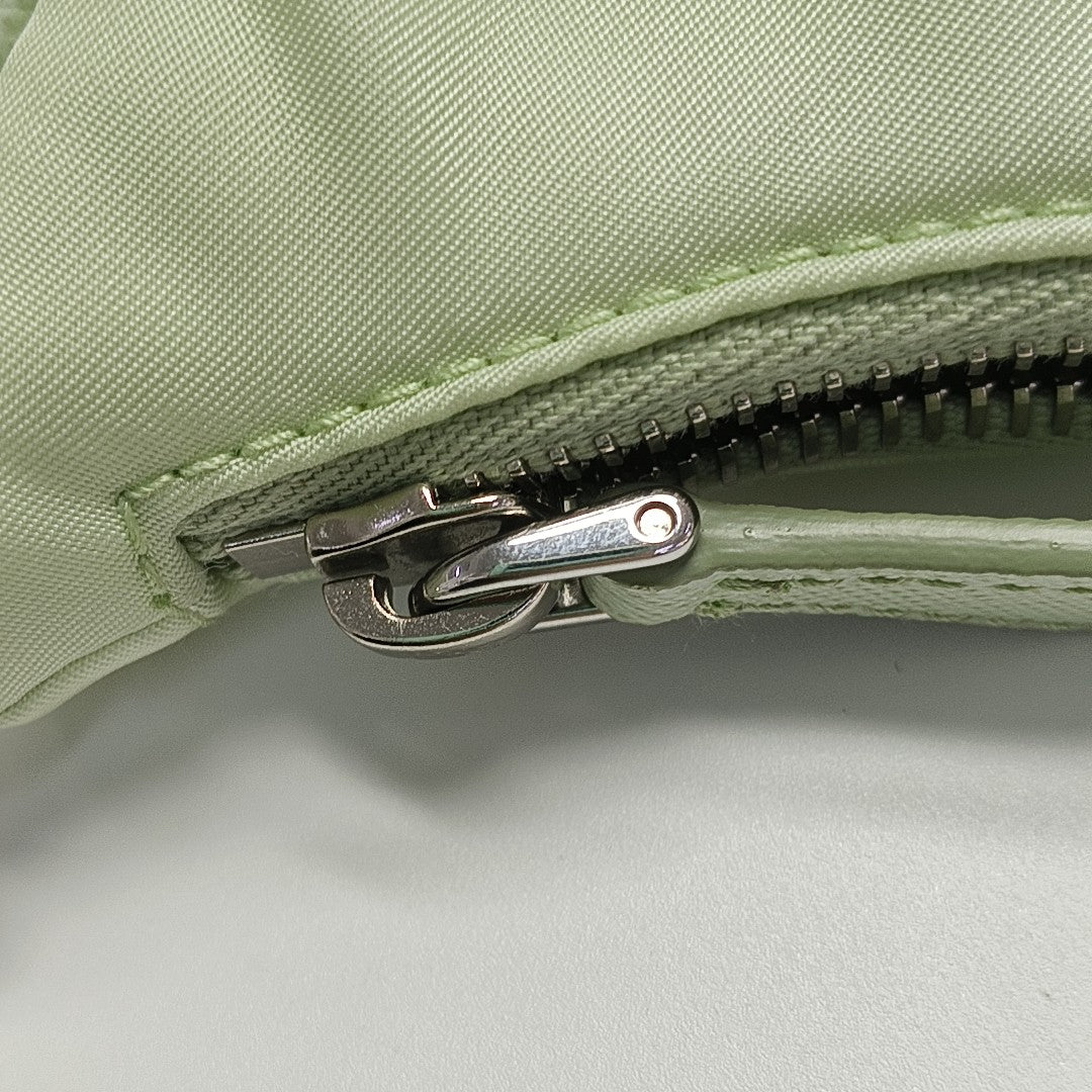 Re-Edition2005 Mini Nylon Green