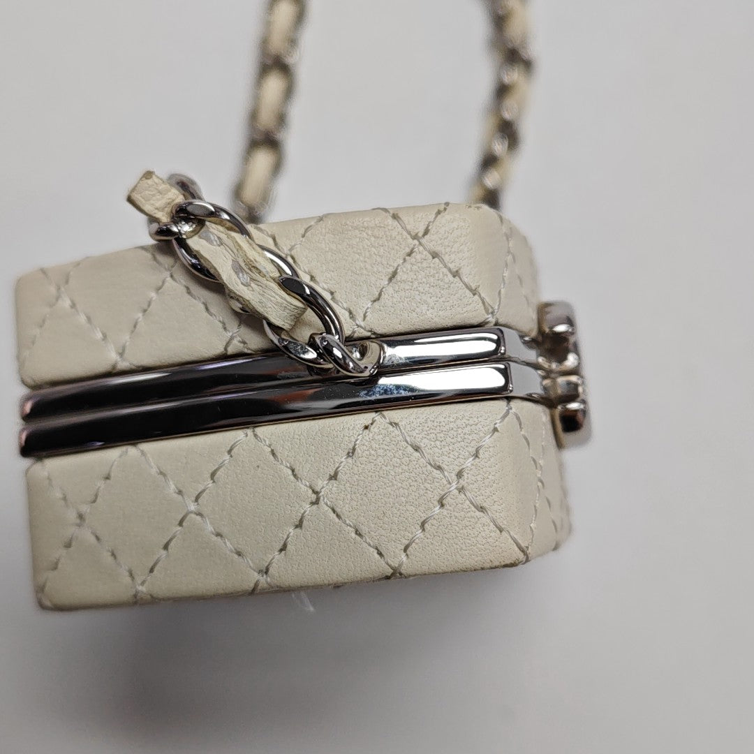 Quilted Lambskin Shoulder Bag White