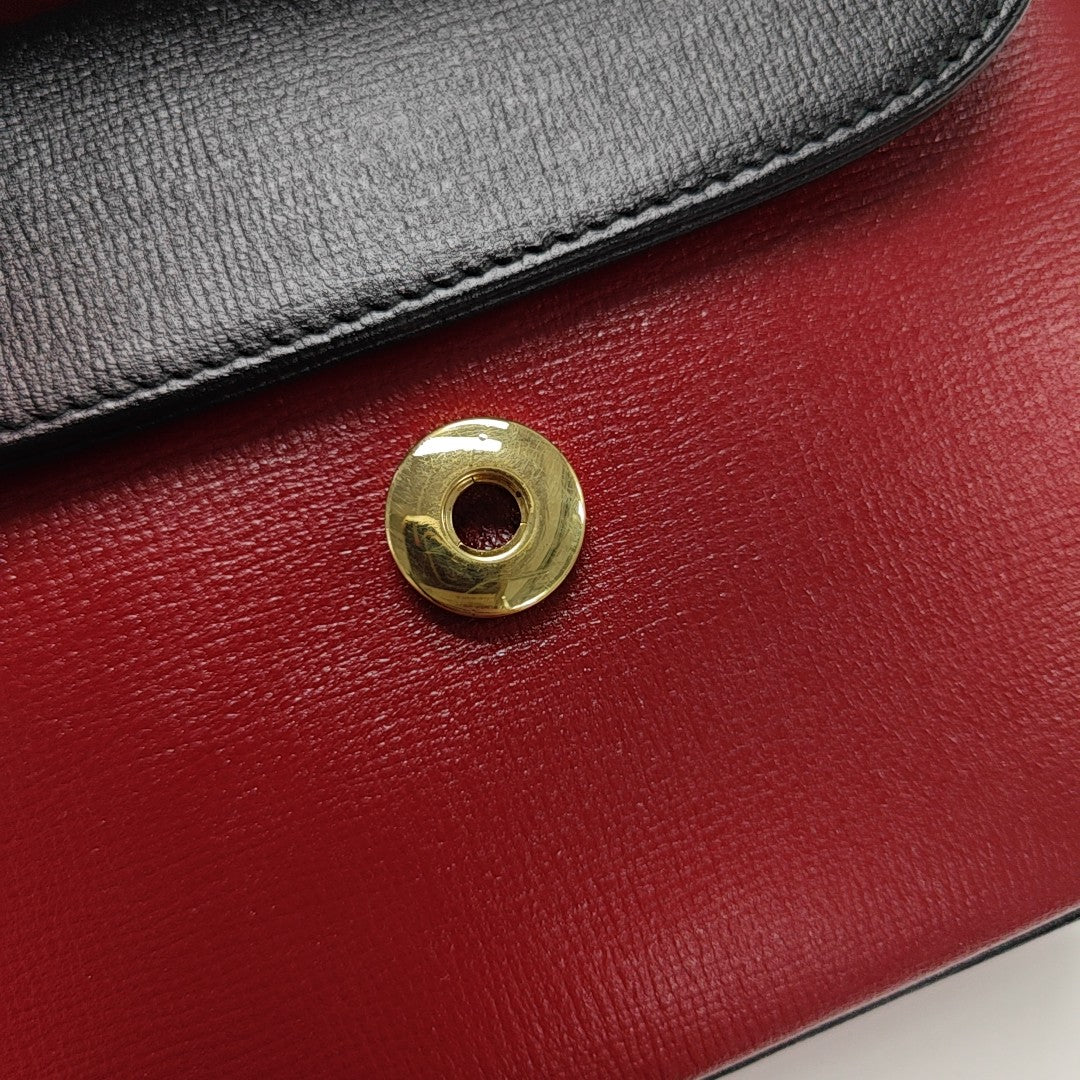Calfskin Shoulder Bag Red