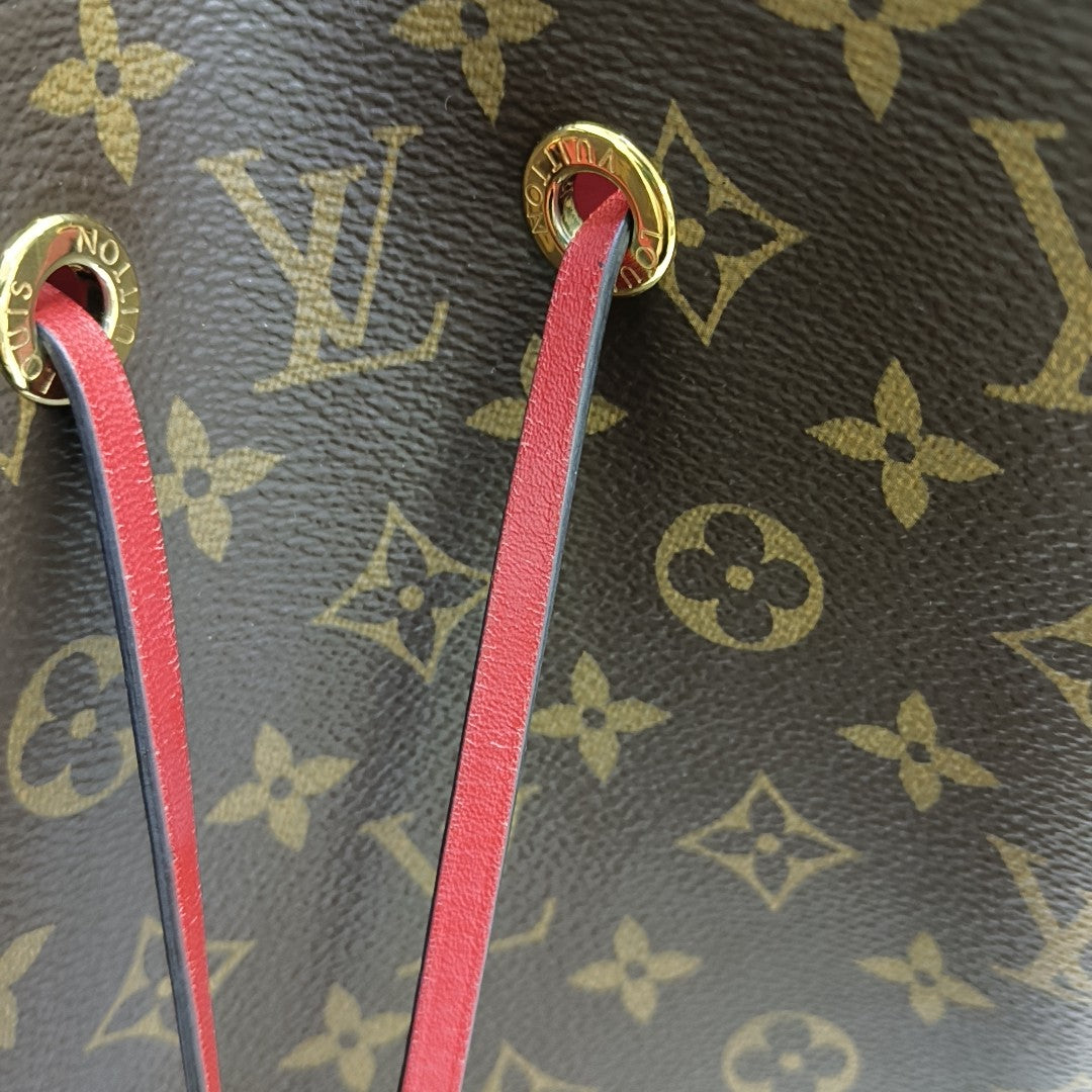 NÉONOÉ MM Monogram Coated Canvas Brown