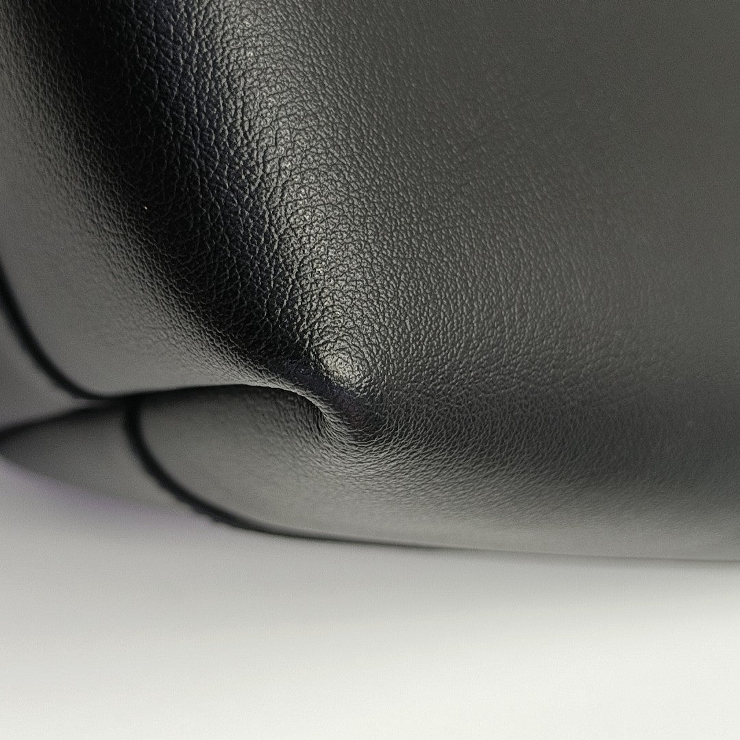 Calfskin Tote Bag Black