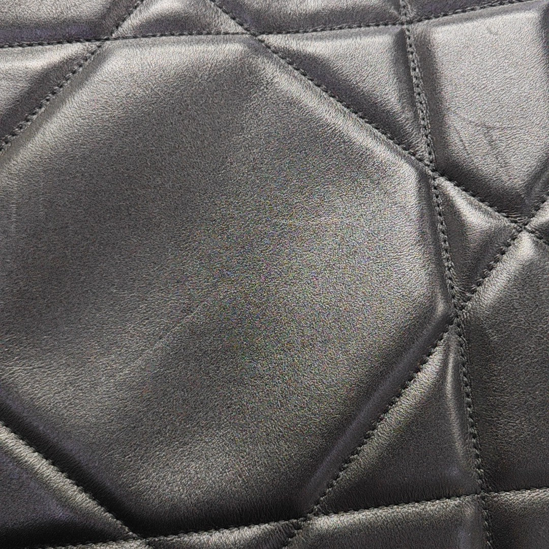 Cannage Calfskin Tote Bag Medium Black