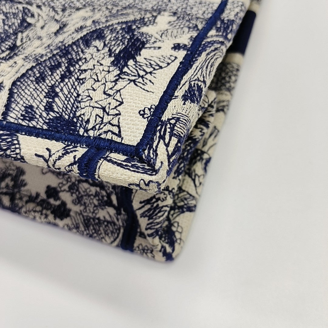 Book Tote Medium Canvas Blue