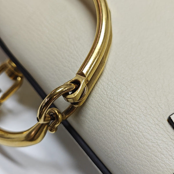 Nile Medium Calfskin White