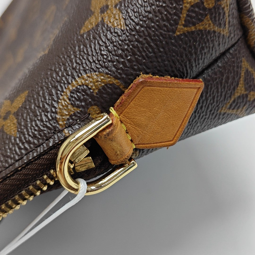 COSMETIC Monogram Coated Canvas Brown