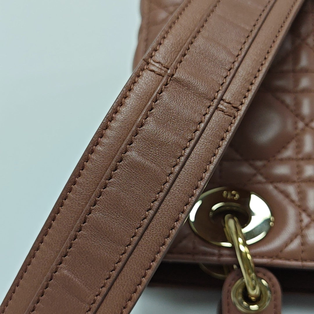 Lady Dior Small Cannage Lambskin Beige
