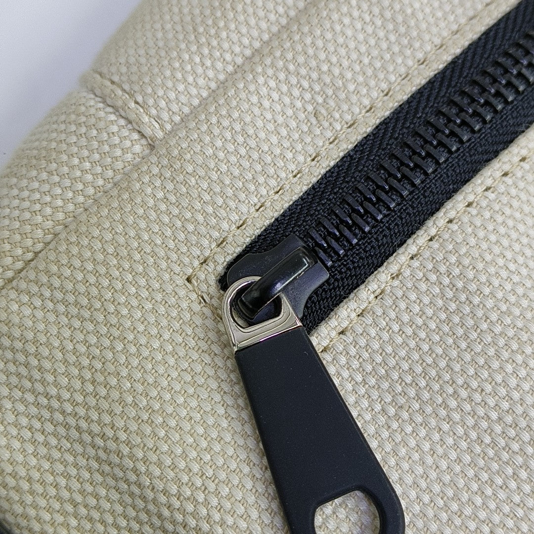 Horseferry Medium Canvas Beige
