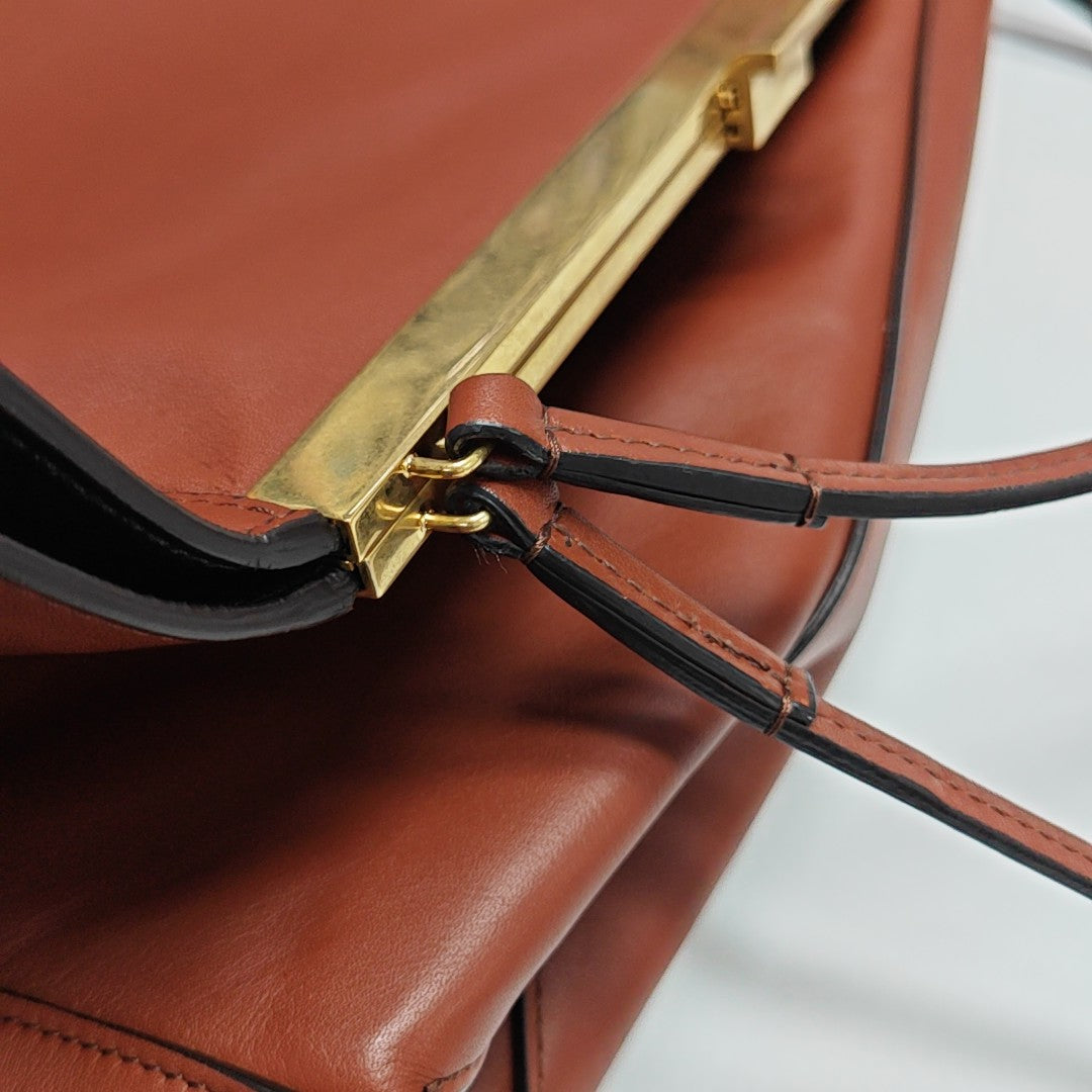 Calfskin Shoulder Bag Red