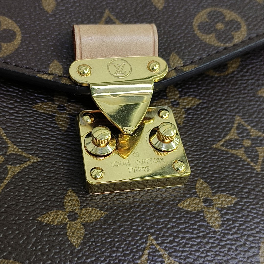 MÉTIS MM Monogram Coated Canvas Brown