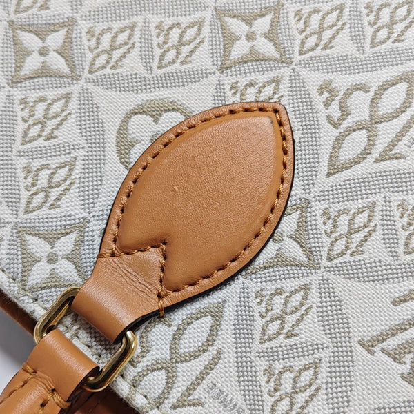 ONTHEGO MM Fabric White