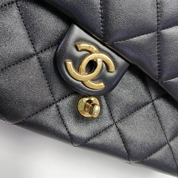 CC CROWN Quilted Lambskin Black