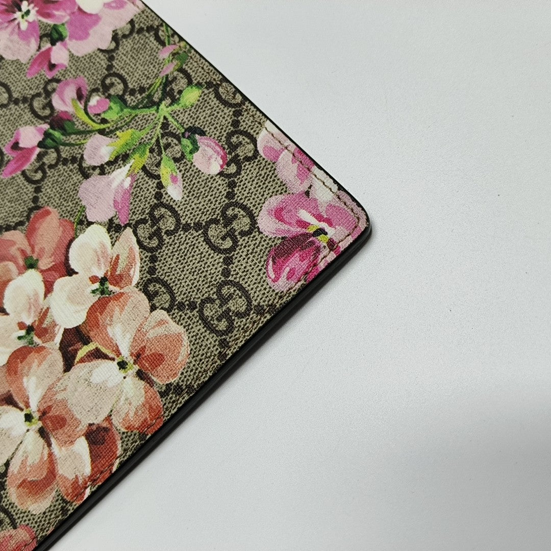 GG Blooms Coated Canvas Black