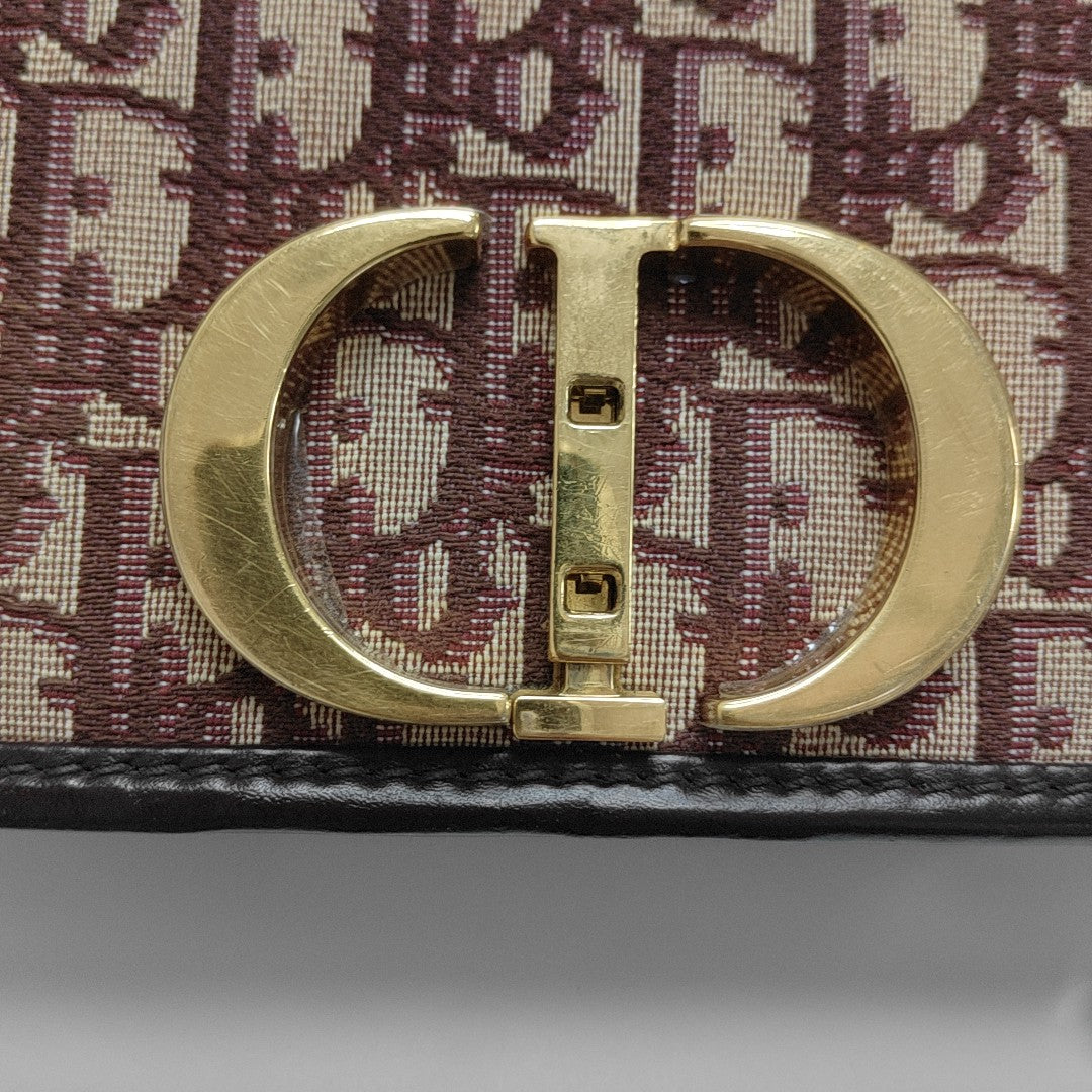 30 Montaigne Oblique Canvas Red