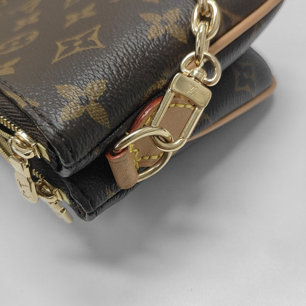 LIV POCHETTE Monogram Coated Canvas Brown
