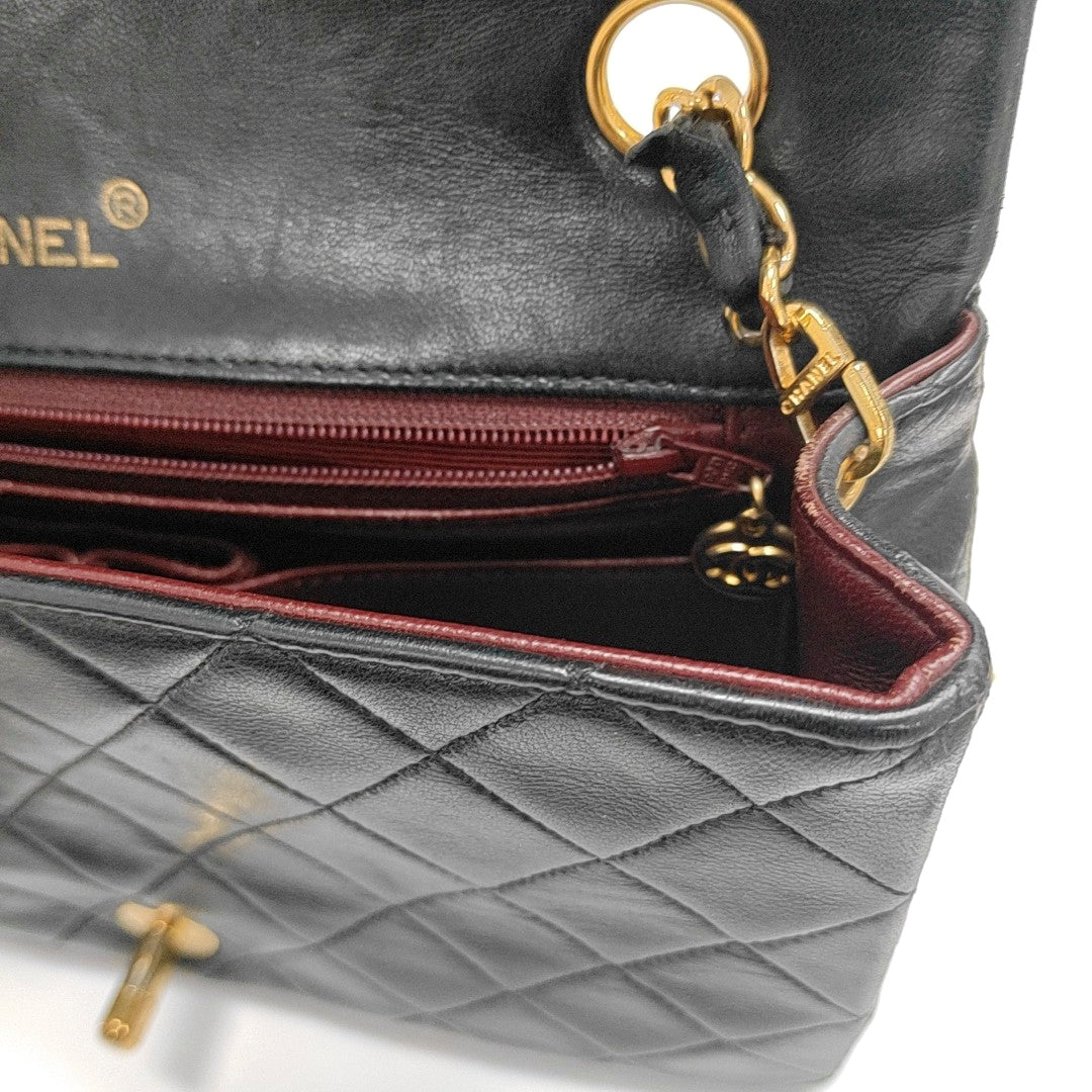 Medium Quilted Lambskin Black