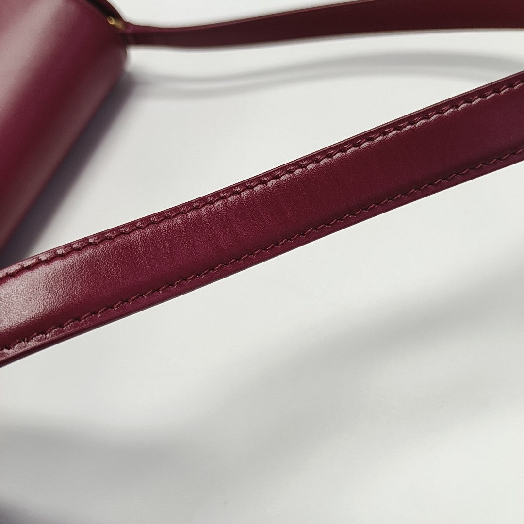 VOLTAIRE Calfskin Red