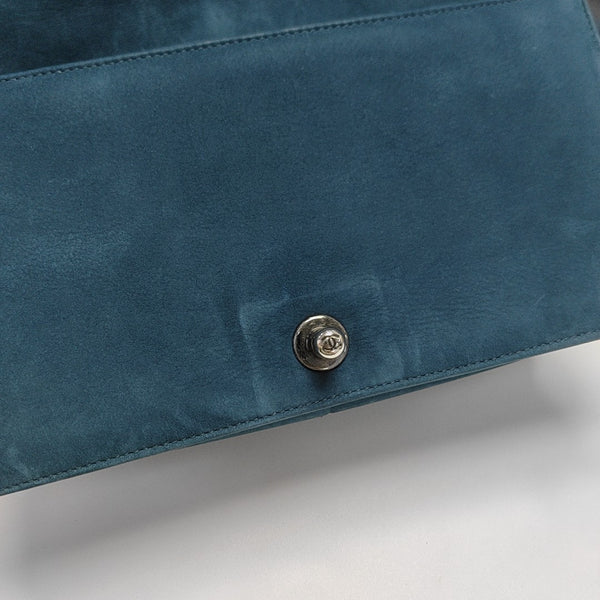 BOY CHANEL Medium Chevron Suede Blue
