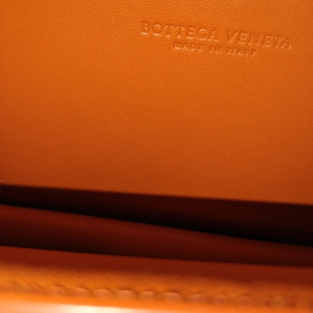 BV Classic Calfskin Yellow
