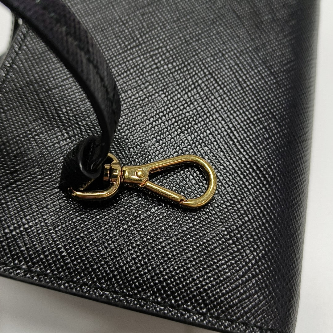 Fold Wallet Saffiano Calfskin Black