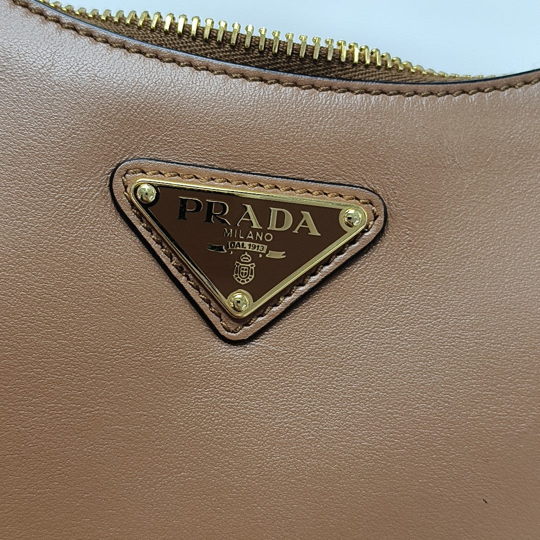 Arqué Calfskin Brown
