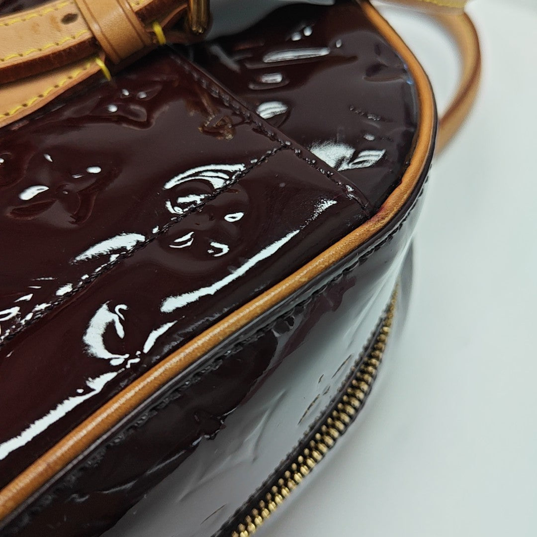 SUMMIT DRIVE Patent Leather Red