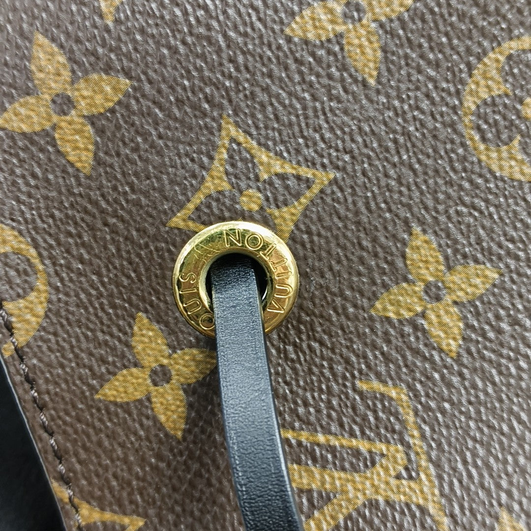 NÉONOÉ MM Monogram Coated Canvas Brown