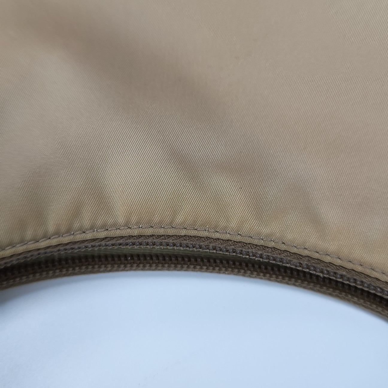 Re-Edition2000 Mini Nylon Beige
