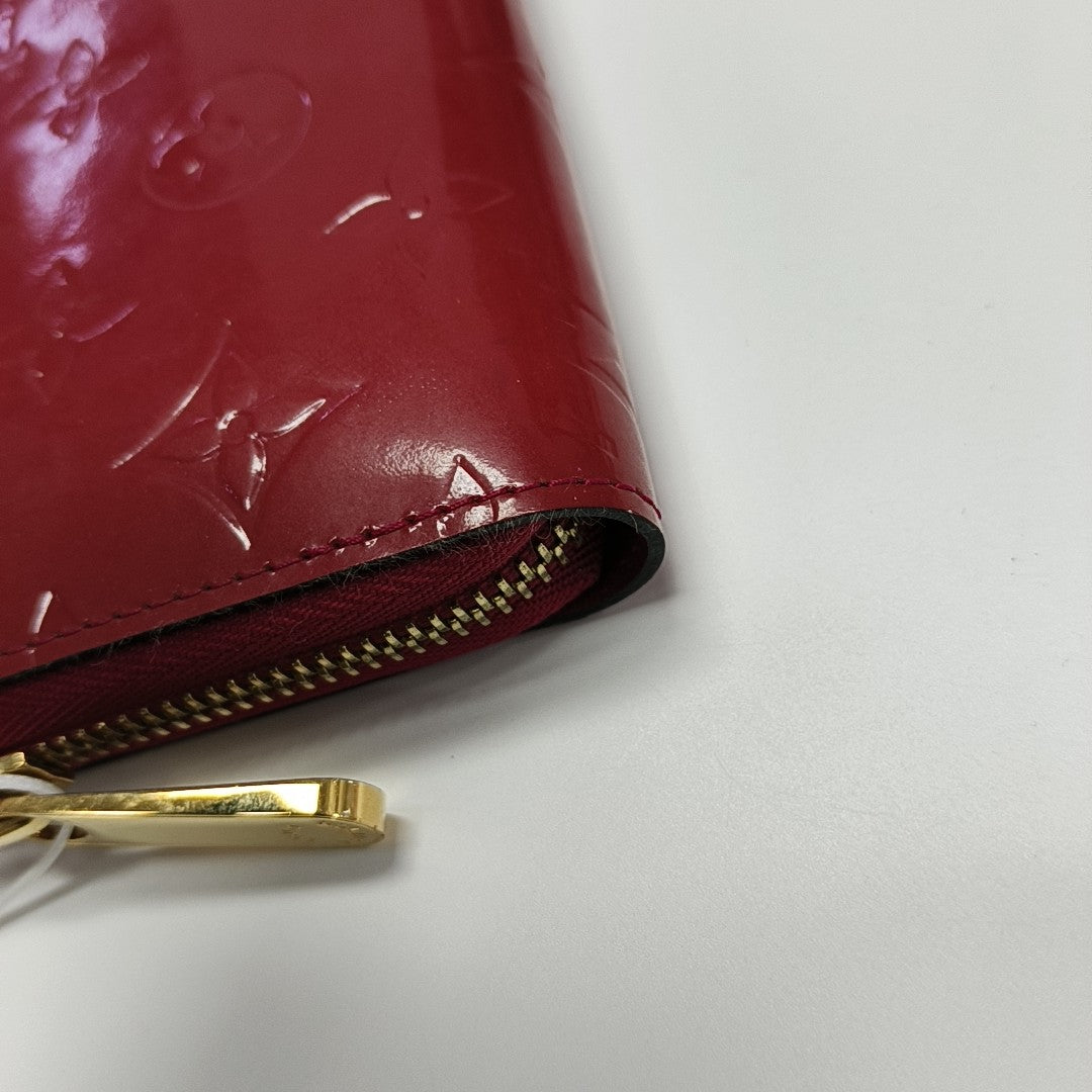 ZIPPY Patent Leather Red Wallet