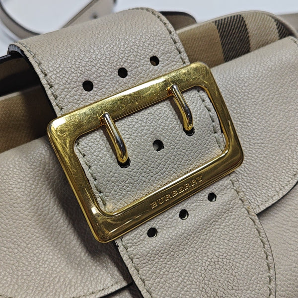 Buckle Calfskin Beige