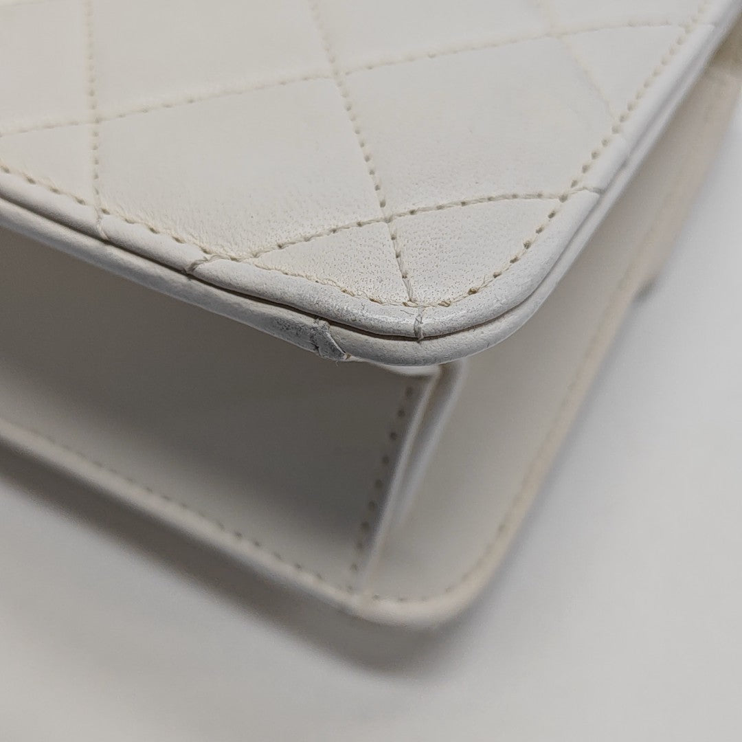 CLASSIC FLAP Mini Quilted Lambskin White