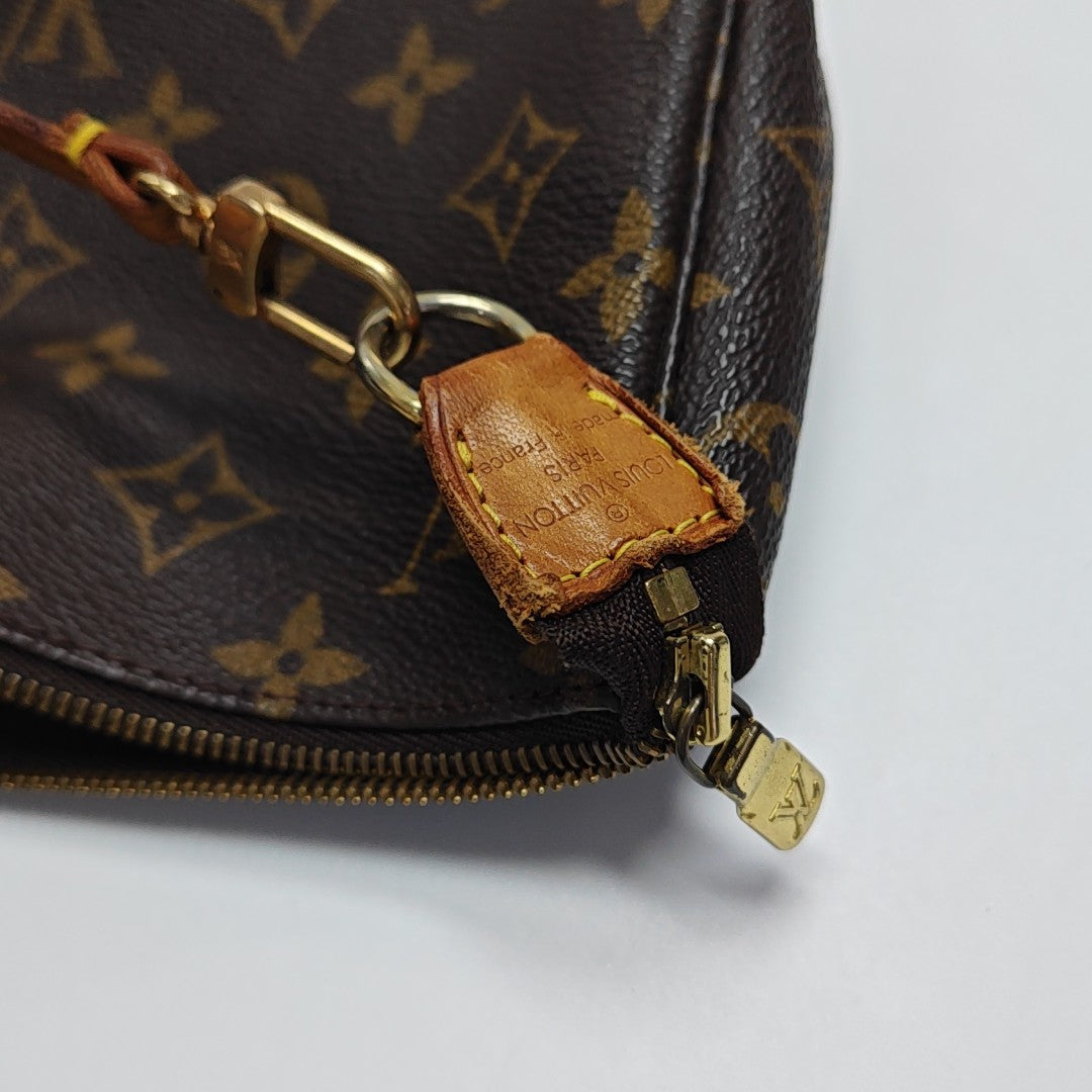 ACCESSOIRES Monogram Coated Canvas Brown