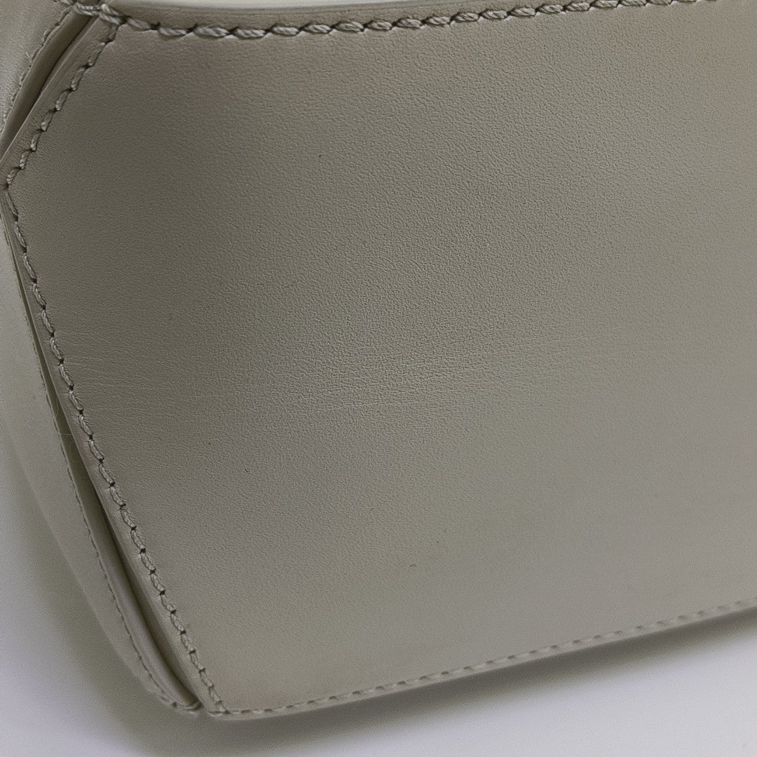 Puzzle Small Calfskin White