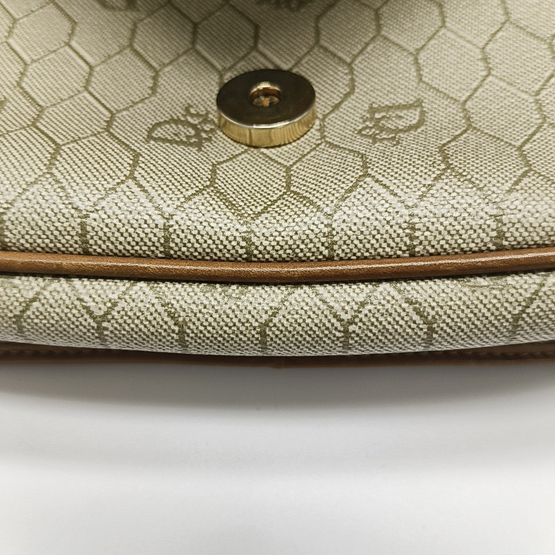Vintage Honeycomb Coated Canvas Beige