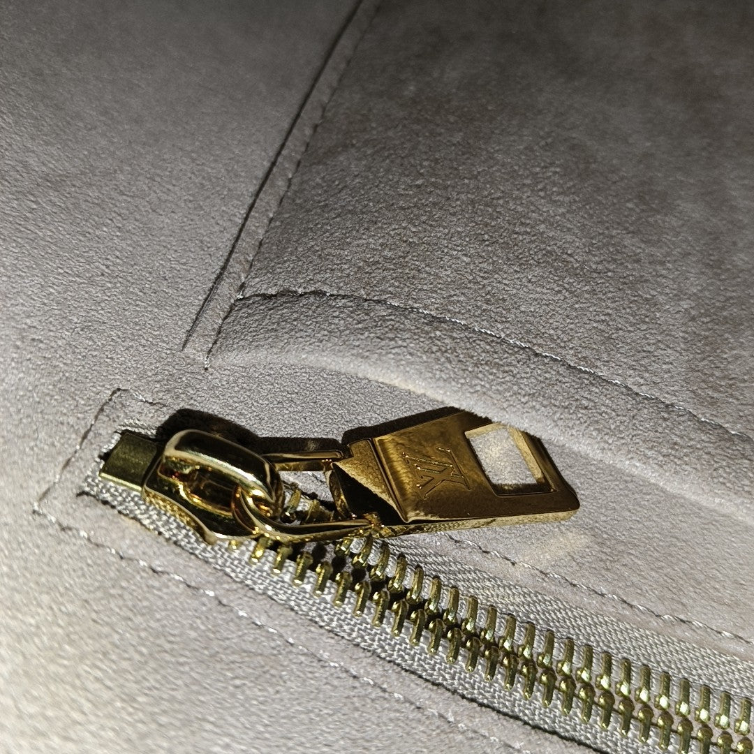 CARRYALL MM Monogram Calfskin Gray