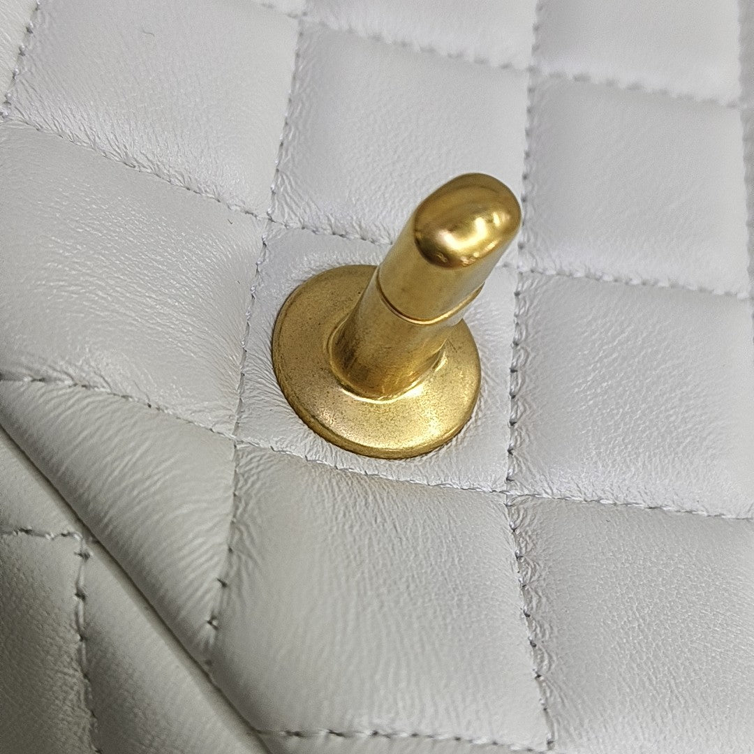 CLASSIC FLAP Mini Quilted Lambskin Green