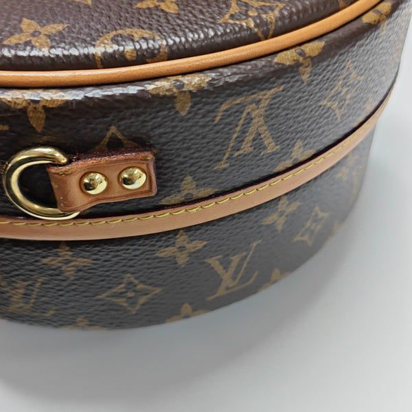 BOITE CHAPEAU PM Monogram Coated Canvas Brown