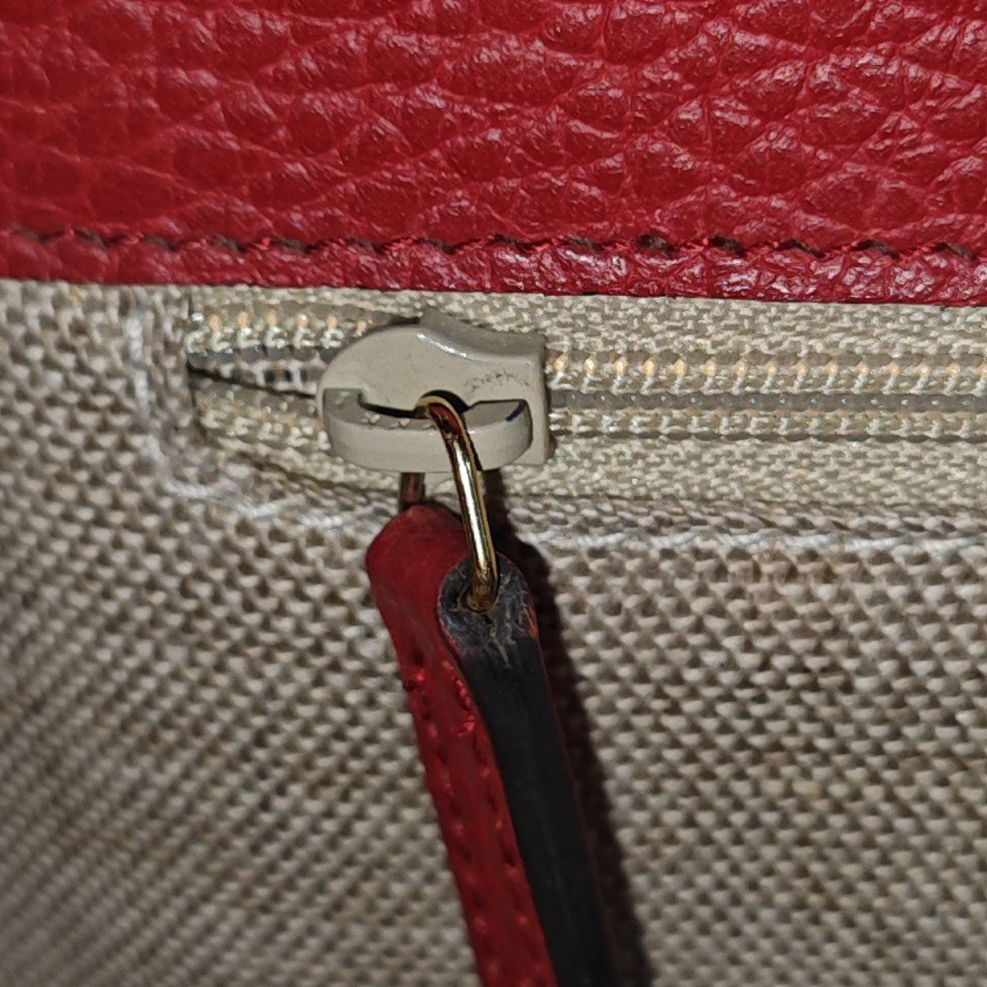 Interlocking G Large Calfskin Red