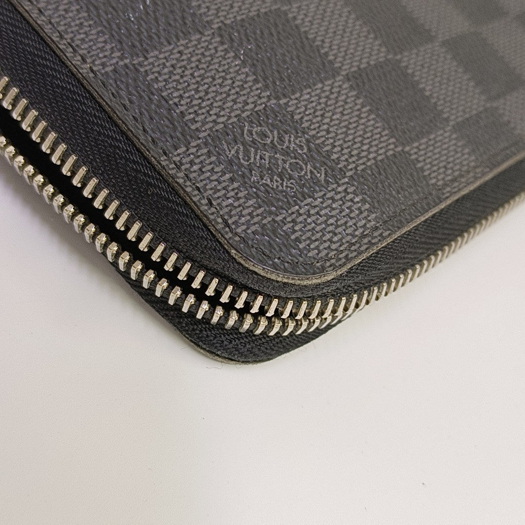ZIPPY Damier Graphite Coated Canvas Gray