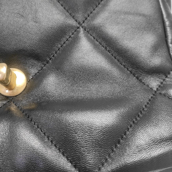 CHANEL 19 Small Quilted Lambskin Black